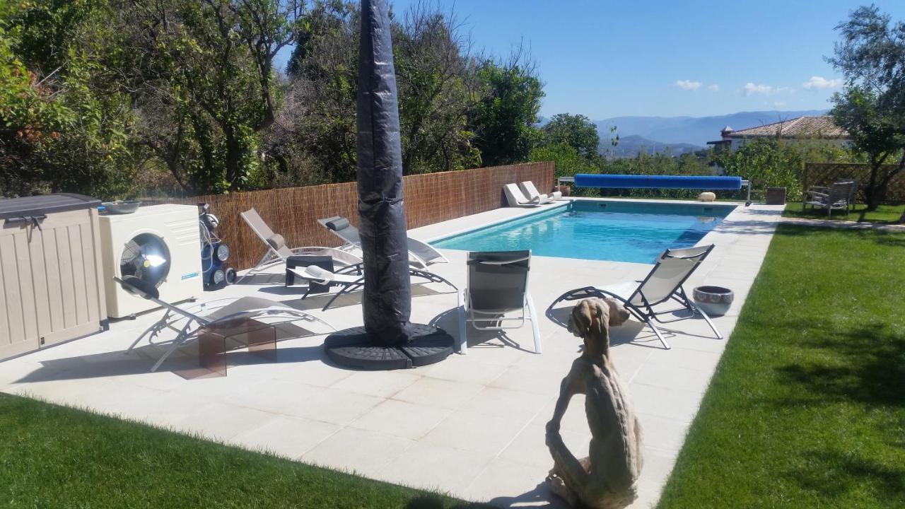 Casa los tejones Pinos del Valle Exterior foto